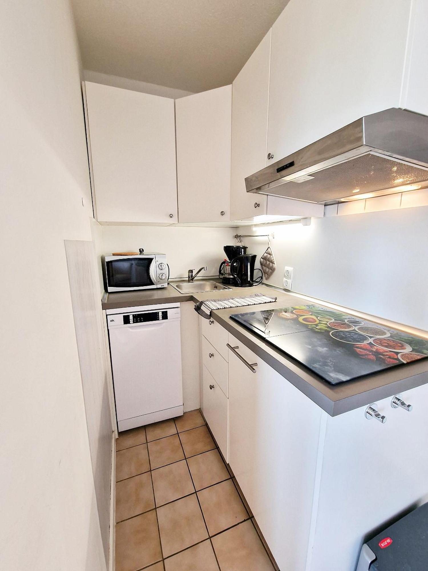 F02-005 Apartment